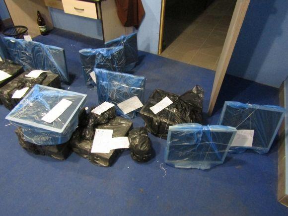 Поліція почала бачити гральні зали. Черговий нелегальний клуб закрили у Дунаївцях на сайті vsim.ua Поліція почала бачити гральні зали. Черговий нелегальний клуб закрили у Дунаївцях, фото №1 на сайті vsim.ua