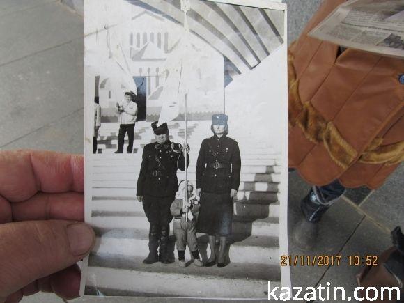 Біля Козятинської адміністрації пенсіонерка з Самгородка оголосила про голодування на сайті 20minut.ua Біля Козятинської адміністрації пенсіонерка з Самгородка оголосила про голодування, фото №1 на сайті 20minut.ua