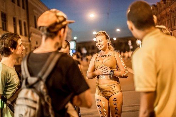 Пишна і розкішна: кам'янчанка вилетіла з шоу 