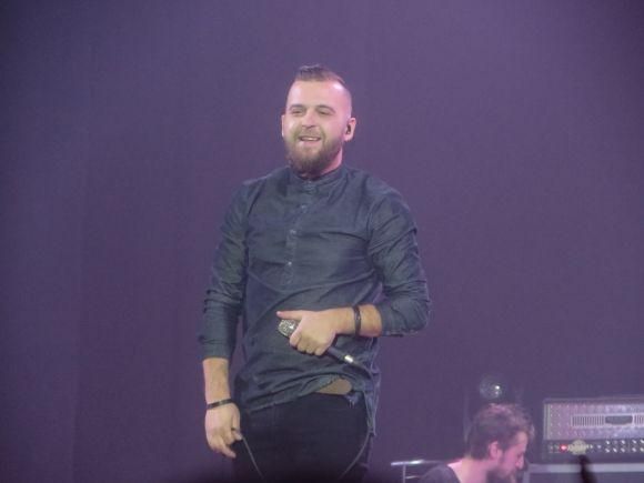 Концерт "Без обмежень": рокери "порвали" зал і змусили танцювати навіть дітей на сайті vsim.ua Концерт "Без обмежень": рокери "порвали" зал і змусили танцювати навіть дітей, фото №1 на сайті vsim.ua