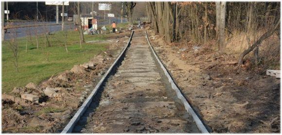По вулиці Київській закінчують облаштовувати тротуар та велодоріжку, фото №1 на сайті 20minut.ua