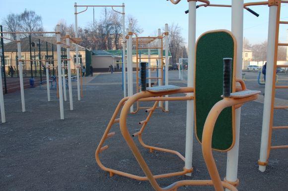 Як місто будує нові спортивні зони без «своїх грошей». На прикладі школи №30 на сайті 20minut.ua Як місто будує нові спортивні зони без «своїх грошей». На прикладі школи №30, фото №4 на сайті 20minut.ua