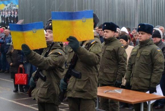 Наші земляки гвардійці-новобранці склали присягу на сайті 20minut.ua Наші земляки гвардійці-новобранці склали присягу, фото №2 на сайті 20minut.ua