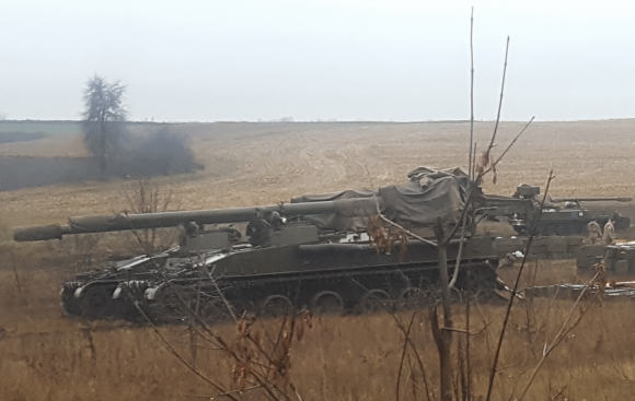 На кордоні Вінницької області стоять танки. У Міноборони кажуть: «інформація закрита», фото №1 на сайті 20minut.ua