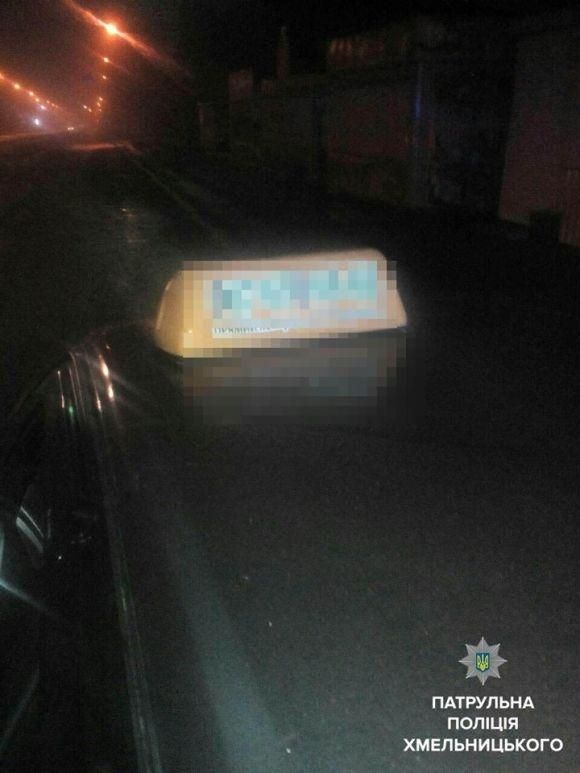 У Хмельницькому п'яний таксист розвозив пасажирів на сайті vsim.ua У Хмельницькому п'яний таксист розвозив пасажирів, фото №1 на сайті vsim.ua