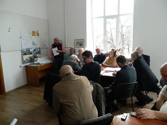 На місці танка хочуть збудувати кафе типу McDonalds на сайті 20minut.ua На місці танка хочуть збудувати кафе типу McDonalds, фото №1 на сайті 20minut.ua