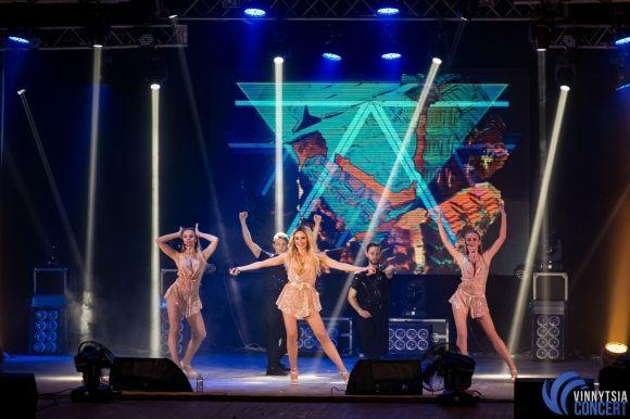 Солистка «Дилайс» в Виннице: о качественной попсе, женской дружбе и валерьянке, с которой началась ее любовь на сайті 20minut.ua Солистка «Дилайс» в Виннице: о качественной попсе, женской дружбе и валерьянке, с которой началась ее любовь, фото №12 на сайті 20minut.ua