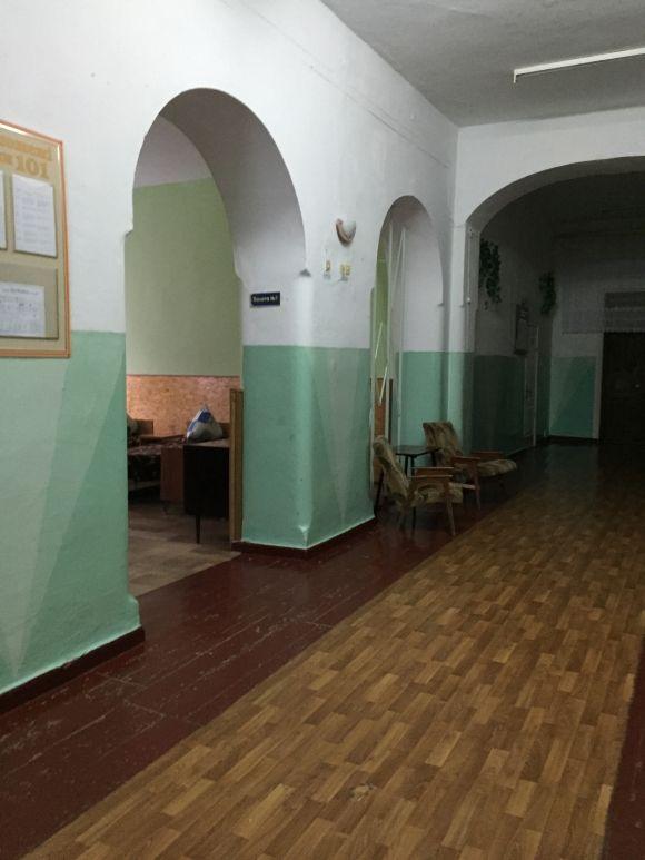 По той бік дверей лікарні Ющенка: Фрау Гітлер, матрац, еротика і... на сайті 20minut.ua По той бік дверей лікарні Ющенка: Фрау Гітлер, матрац, еротика і..., фото №16 на сайті 20minut.ua