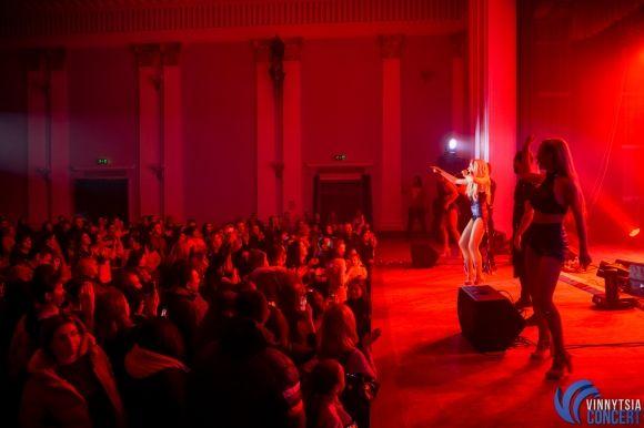 Солистка «Дилайс» в Виннице: о качественной попсе, женской дружбе и валерьянке, с которой началась ее любовь на сайті 20minut.ua Солистка «Дилайс» в Виннице: о качественной попсе, женской дружбе и валерьянке, с которой началась ее любовь, фото №26 на сайті 20minut.ua