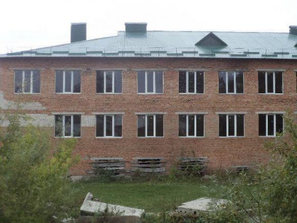 Стеля просіла, а стіни трухляві: у Шепетівському районі діти бояться ходити у школу на сайті vsim.ua Стеля просіла, а стіни трухляві: у Шепетівському районі діти бояться ходити у школу, фото №3 на сайті vsim.ua