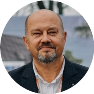 Голова тернопільської райадміністрації заробляє гроші, випікаючи хліб, фото №2 на сайті 20minut.ua