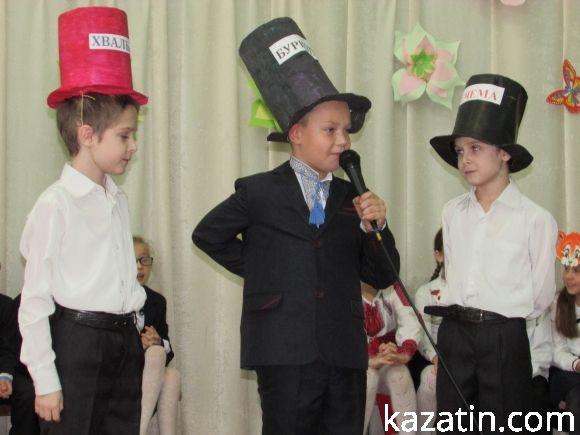 Як у ліцеї перевиховуються задаваки, хвальки, ябеди, плакси, уперті та не слухняні діти (ВІДЕО) на сайті 20minut.ua Як у ліцеї перевиховуються задаваки, хвальки, ябеди, плакси, уперті та не слухняні діти (ВІДЕО), фото №16 на сайті 20minut.ua