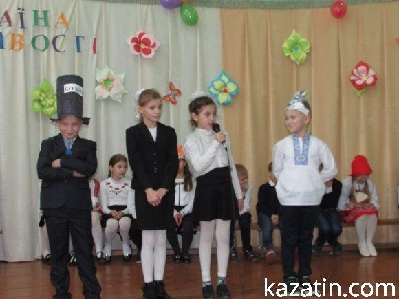 Як у ліцеї перевиховуються задаваки, хвальки, ябеди, плакси, уперті та не слухняні діти (ВІДЕО) на сайті 20minut.ua Як у ліцеї перевиховуються задаваки, хвальки, ябеди, плакси, уперті та не слухняні діти (ВІДЕО), фото №21 на сайті 20minut.ua