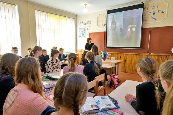 Комп'ютери, пісочниці і спортзали: освіта Комп'ютери, пісочниці і спортзали: освіта