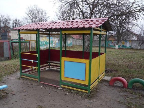 Комп'ютери, пісочниці і спортзали: освіта Комп'ютери, пісочниці і спортзали: освіта