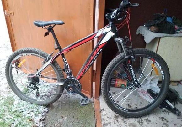 Ніяк не вгамується. 50-річний кам'янчанин обкрадав машини поки інші його справи розглядали в суді на сайті vsim.ua Ніяк не вгамується. 50-річний кам'янчанин обкрадав машини поки інші його справи розглядали в суді, фото №5 на сайті vsim.ua