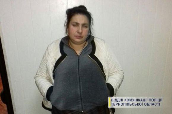 П'ятеро гастролерок викрали у 80-річної бабусі 15 тисяч гривень, фото №3 на сайті 20minut.ua