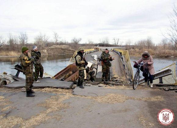 Хмельничан запрошують на виставку фото із зони  АТО, фото №2 на сайті vsim.ua