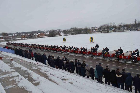 На Дунаєвеччині запрацювала перша в Україні мережа добровільної пожежної охорони на сайті vsim.ua На Дунаєвеччині запрацювала перша в Україні мережа добровільної пожежної охорони, фото №5 на сайті vsim.ua