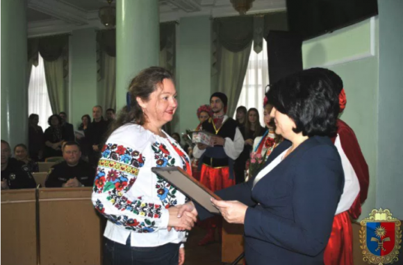 Хмельницькі волонтери отримали відзнаки за свою діяльність на сайті vsim.ua Хмельницькі волонтери отримали відзнаки за свою діяльність, фото №5 на сайті vsim.ua