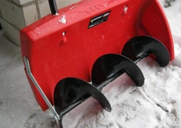 Майже 1000 грн за шуфлю для снігу хочуть продавці у Тернополі на сайті 20minut.ua Майже 1000 грн за шуфлю для снігу хочуть продавці у Тернополі, фото №1 на сайті 20minut.ua