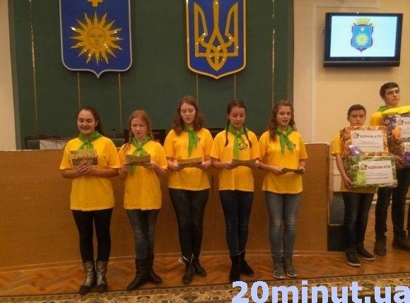 Військовослужбовців Кам’янця привітали з нагоди Дня Збройних сил України на сайті 20minut.ua Військовослужбовців Кам’янця привітали з нагоди Дня Збройних сил України, фото №6 на сайті 20minut.ua