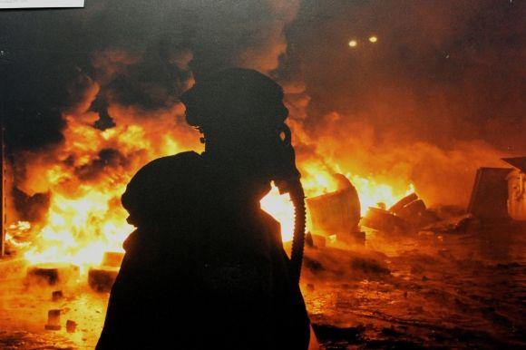 На виставці - драматичні фото з Майдану, які зробив Герой Віктор Гурняк, фото №8 на сайті 20minut.ua