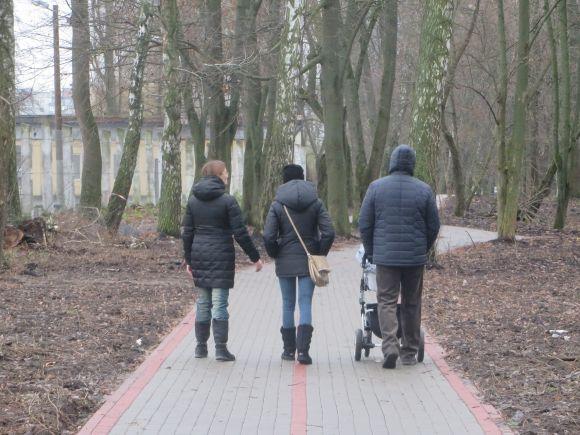 Велосипедна доріжка у парку Чекмана перетворилась у пішохідну, фото №8 на сайті vsim.ua