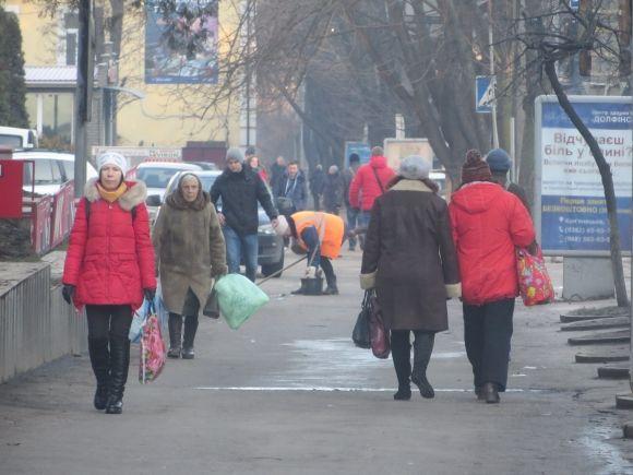 Від дому до роботи: через ожеледицю за день травмувалось 14 хмельничан на сайті vsim.ua Від дому до роботи: через ожеледицю за день травмувалось 14 хмельничан, фото №2 на сайті vsim.ua