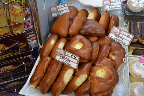 Сир, ковбаска і торти: що і за скільки продають на ярмарку хмельницьких виробників на сайті vsim.ua Сир, ковбаска і торти: що і за скільки продають на ярмарку хмельницьких виробників, фото №24 на сайті vsim.ua