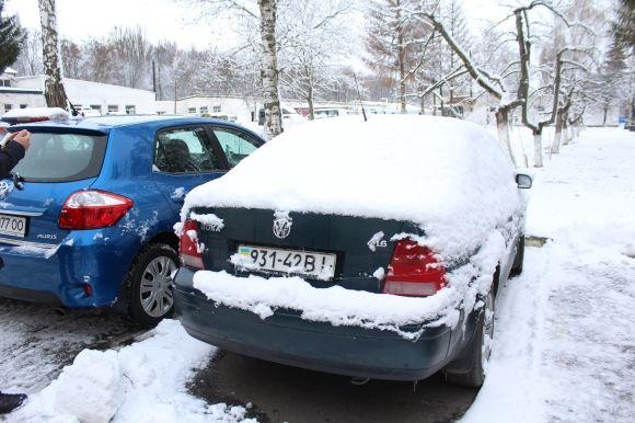 Новини Вінниці - фото з «Прикриття» чи нахабність? Чому поліцейські ховаються від людей за «лівими» номерами «Прикриття» чи нахабність? Чому поліцейські ховаються від людей за «лівими» номерами, фото №10 на сайті 20minut.ua