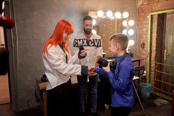 13-річний хмельничанин представив власну фотовиставку зі світлинами знаменитостей на сайті vsim.ua 13-річний хмельничанин представив власну фотовиставку зі світлинами знаменитостей, фото №7 на сайті vsim.ua