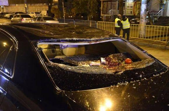 Новини Вінниці - фото з «Прикриття» чи нахабність? Чому поліцейські ховаються від людей за «лівими» номерами «Прикриття» чи нахабність? Чому поліцейські ховаються від людей за «лівими» номерами, фото №14 на сайті 20minut.ua