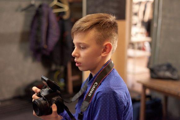 13-річний хмельничанин представив власну фотовиставку зі світлинами знаменитостей на сайті vsim.ua 13-річний хмельничанин представив власну фотовиставку зі світлинами знаменитостей, фото №1 на сайті vsim.ua