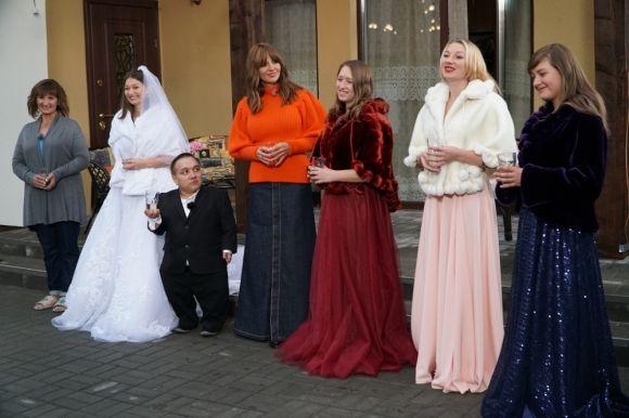 Оксана Марченко побудувала будинок для п'ятьох дітей, які ледь не згоріли у пожежі (Прес-служба Оксана Марченко побудувала будинок для п'ятьох дітей, які ледь не згоріли у пожежі (Прес-служба