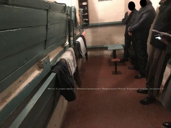 Засуджені Райківецької колонії скаржаться на холод у камерах та шкідливу роботу на сайті vsim.ua Засуджені Райківецької колонії скаржаться на холод у камерах та шкідливу роботу, фото №1 на сайті vsim.ua