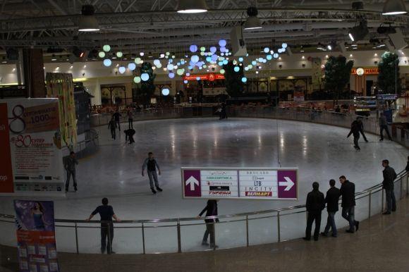 Ковзанка у Хмельницькому: що пропонують і які ціни в сусідів, фото №4 на сайті vsim.ua