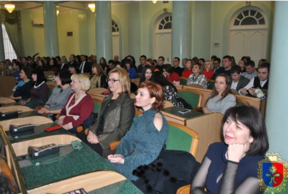 У Хмельницькому привітали суддів з професійним святом на сайті vsim.ua У Хмельницькому привітали суддів з професійним святом, фото №3 на сайті vsim.ua