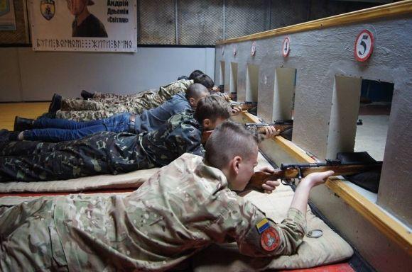 Одинадцятикласниця на змаганнях зі стрільби всі постріли зробила в десятку на сайті 20minut.ua Одинадцятикласниця на змаганнях зі стрільби всі постріли зробила в десятку, фото №2 на сайті 20minut.ua