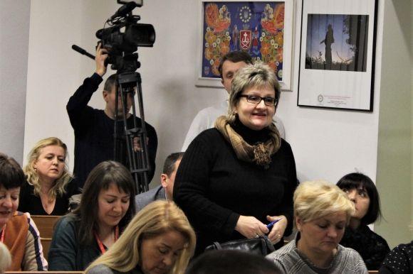 Бюджет-2018: вінничан цікавлять ремонти доріг та побудова шкіл на сайті 20minut.ua Бюджет-2018: вінничан цікавлять ремонти доріг та побудова шкіл, фото №3 на сайті 20minut.ua