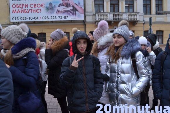 У Кам’янці - Подільському засяяла головна ялинка (ФОТО), фото №6 на сайті 20minut.ua