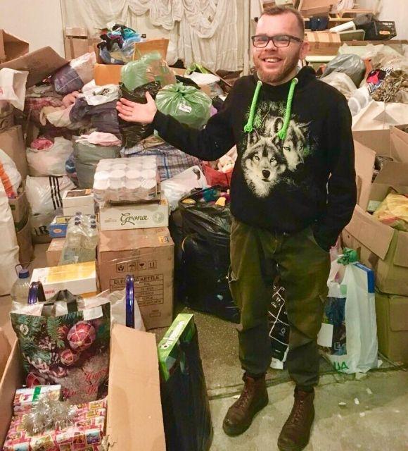 125 подарунків хмельницькі волонтери зібрали для потребуючих дітей, фото №2 на сайті vsim.ua