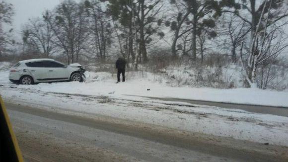 Сніг та ожеледиця цієї доби стали причиною низки ДТП на Вінниччині, фото №7 на сайті 20minut.ua