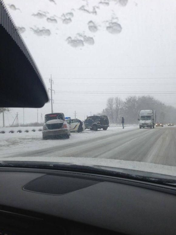 Сніг та ожеледиця цієї доби стали причиною низки ДТП на Вінниччині, фото №10 на сайті 20minut.ua