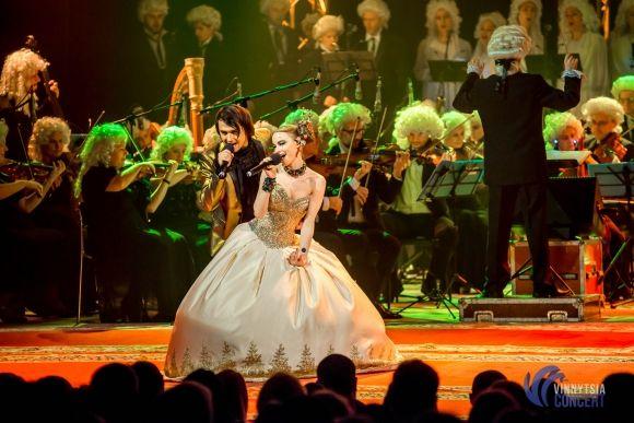 Вінниця зацінила рок-Моцарта з вінничанкою Василенко, солісткою «Pur:Pur», зірками «Х-Фактора» і гітаристами «Юркеш» на сайті 20minut.ua Вінниця зацінила рок-Моцарта з вінничанкою Василенко, солісткою «Pur:Pur», зірками «Х-Фактора» і гітаристами «Юркеш», фото №30 на сайті 20minut.ua