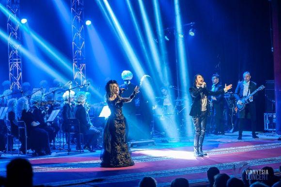 Вінниця зацінила рок-Моцарта з вінничанкою Василенко, солісткою «Pur:Pur», зірками «Х-Фактора» і гітаристами «Юркеш» на сайті 20minut.ua Вінниця зацінила рок-Моцарта з вінничанкою Василенко, солісткою «Pur:Pur», зірками «Х-Фактора» і гітаристами «Юркеш», фото №31 на сайті 20minut.ua