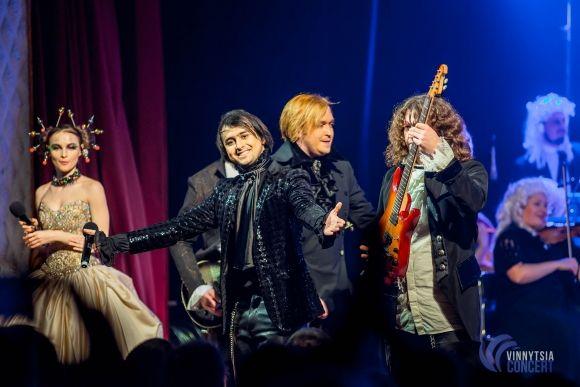 Вінниця зацінила рок-Моцарта з вінничанкою Василенко, солісткою «Pur:Pur», зірками «Х-Фактора» і гітаристами «Юркеш» на сайті 20minut.ua Вінниця зацінила рок-Моцарта з вінничанкою Василенко, солісткою «Pur:Pur», зірками «Х-Фактора» і гітаристами «Юркеш», фото №3 на сайті 20minut.ua