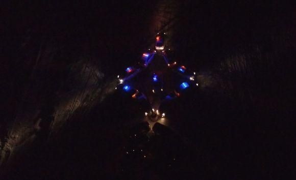 Новини Хмельницького - фото з Оригінально і яскраво: автомобілісти із машин створили 70-метрову ялинку (ВІДЕО) Оригінально і яскраво: автомобілісти із машин створили 70-метрову ялинку (ВІДЕО), фото №1 на сайті vsim.ua