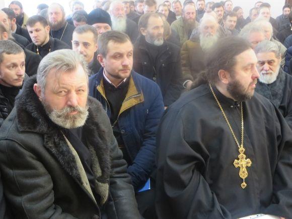 До Хмельницького з'їхалися священики Московського патріархату зі всієї області, фото №1 на сайті vsim.ua