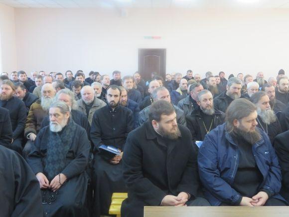 До Хмельницького з'їхалися священики Московського патріархату зі всієї області, фото №2 на сайті vsim.ua